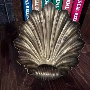 Vintage Solid Brass Scallop Clam Shell Footed Soap‎ Dish Catchall Coastal Bowl